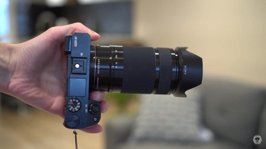 Sony e mount telephoto lens