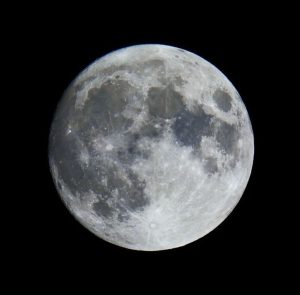 Sigma 150-600mm 5-6.3: (Best budget lens for moon photography)