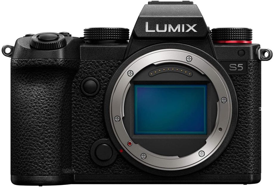 Best lens for Panasonic LUMIX S5
