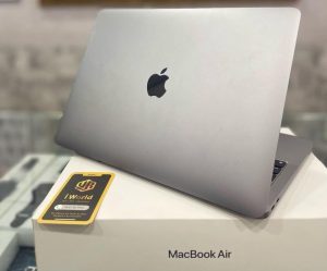 MacBook Air M1: (best affordable Laptop for working from home)