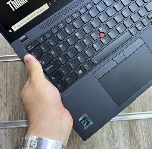 Lenovo ThinkPad X13 Gen 2: (best Laptop for battery life)